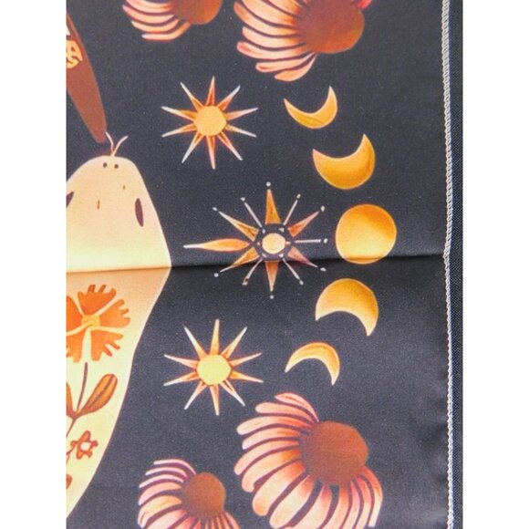 Bohemian Snake & Botanical Tarot Cloth 19" Square - Picture 7 of 10